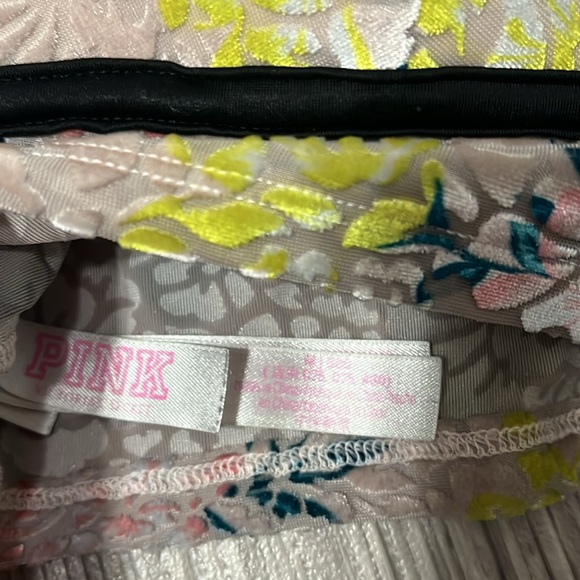 Victoria Secret PINK bra size Medium - Picture 4 of 8